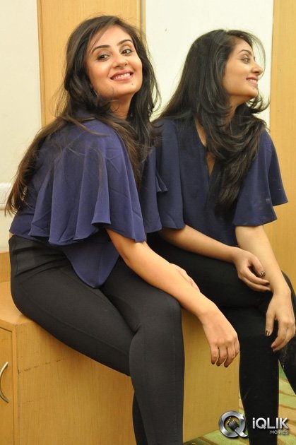 Bhanu-Sri-Mehra-at-Ala-Ela-Platinum-Disc-Function